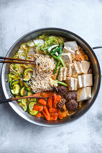 The Ultimate Kimchi Nabe 日式泡菜火鍋 (Oil-Free, GF, Paleo)