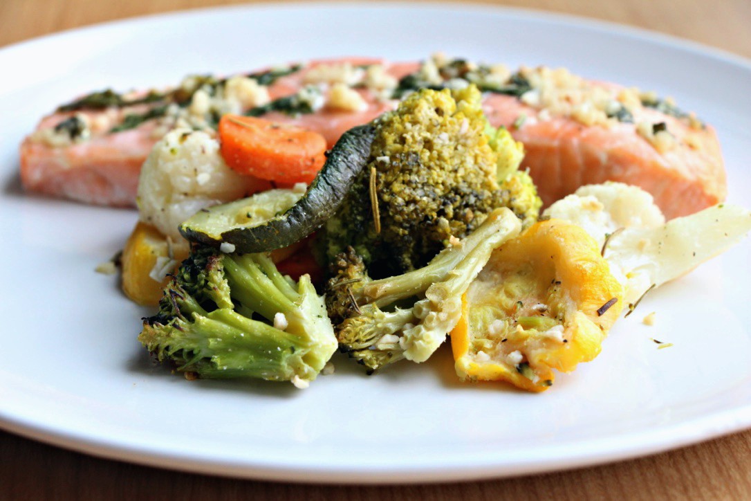 Simple Garlic Herb Roasted Salmon (GF, Oil-Free, Paleo)