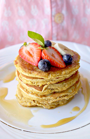 Fluffy Coconut Flour Pancakes (Paleo, GF, DF)