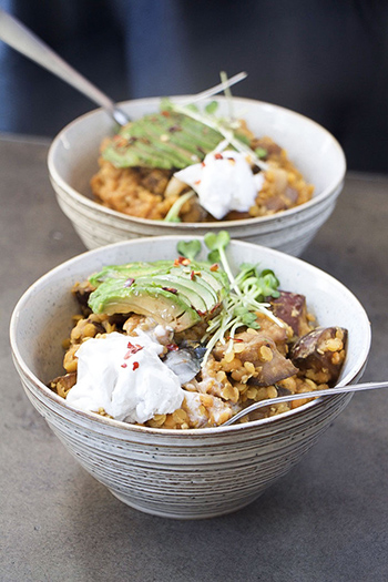 Best Ever Weeknight Eggplant & Lentil Curry Dahl (GF, Vegan, Oil-Free)