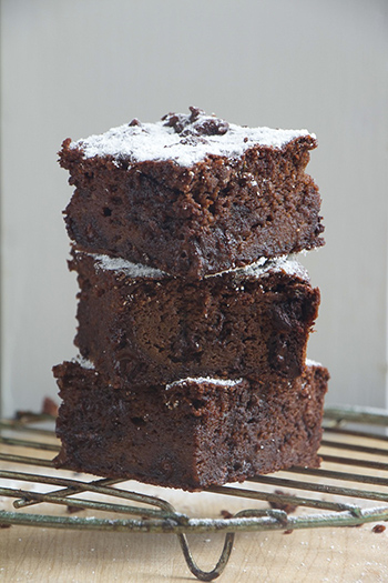 Flourless Zucchini Brownies (Gluten-free, Paleo)