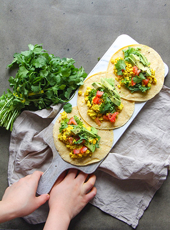 Vegan Tofu Scramble – 2 ways (Firm or Soft Tofu)