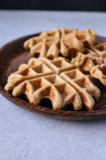 Gluten Free Banana Oat Waffles/Pancakes