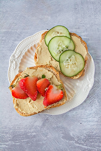 The BEST Oil-Free Hummus