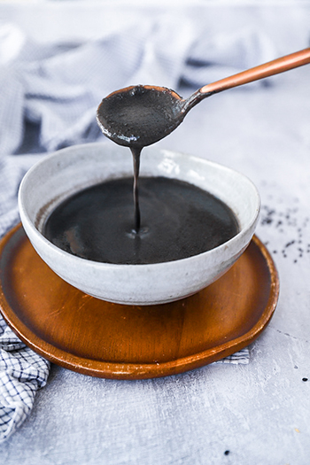 10 min Black Sesame Soup (No Rice 芝麻糊)