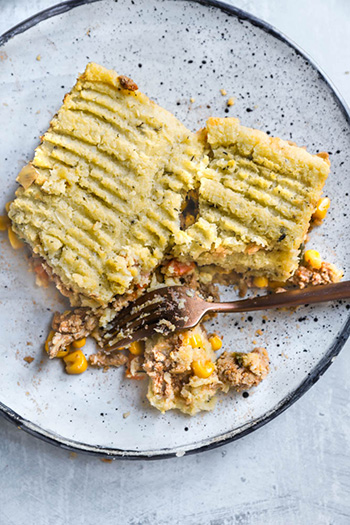 Low-Carb Shepherd’s Pie with Cauliflower Mash (GF, DF)