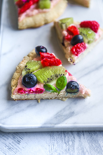 Sugar Cookie Fruit Pizza with Cashew Cream (GF, Low Carb, Vegan)